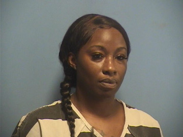 Mugshot of SHANDREKIA SIMPSON