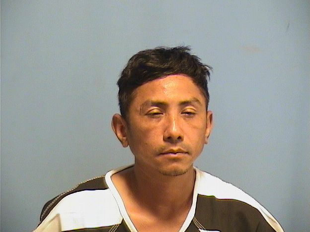 Mugshot of OMAR MOLINA