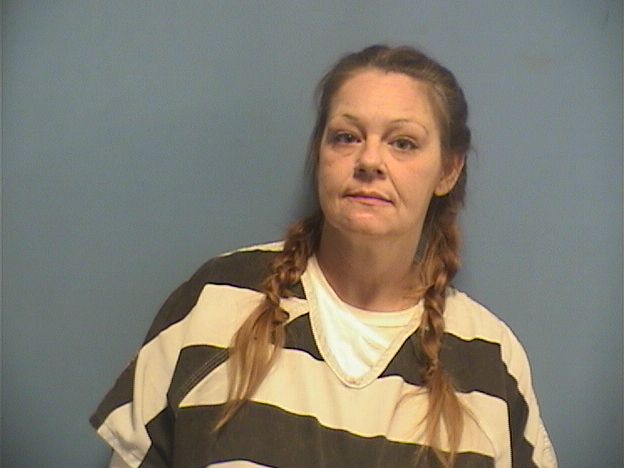 Mugshot of HOPE PAQUETTE