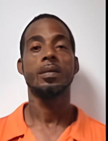 Mugshot of ANTHONY DONTRELL SR LIVAS