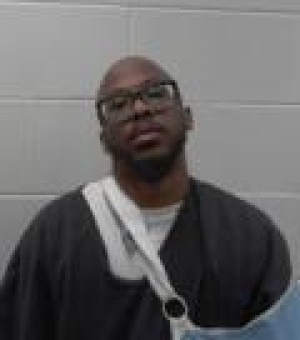 Mugshot of CLIFTON GUY THOMAS