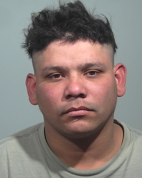 Mugshot of Christhian R Hernandez Vega