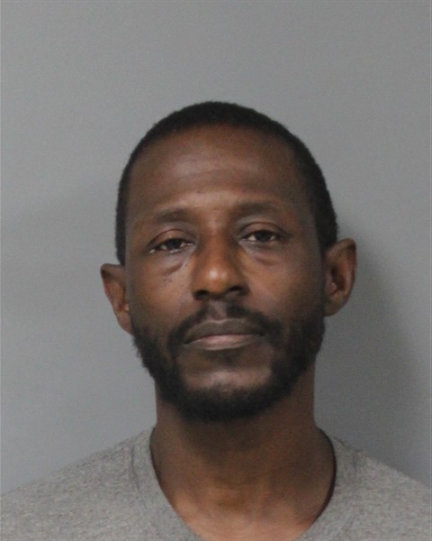 Mugshot of QUACY LEE ROBERTS