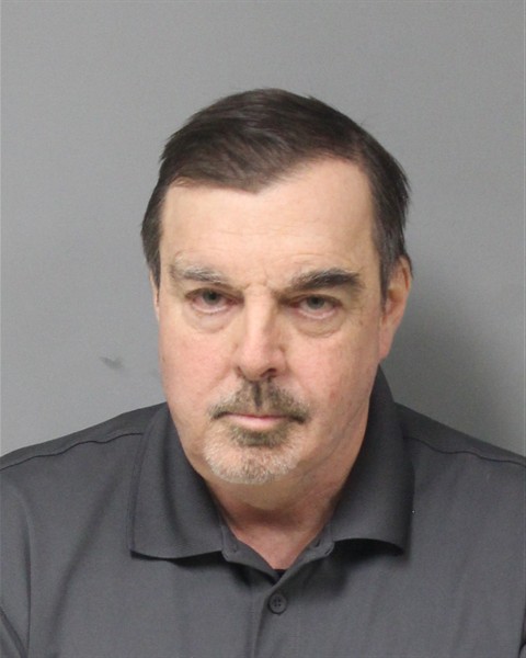 Mugshot of SIMON PETER HOFFMANN