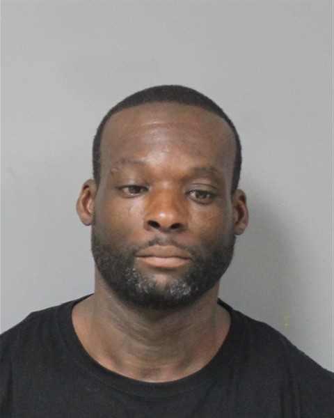 Mugshot of DONELL QUENTIN BLAKEMORE