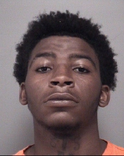 Mugshot of DIONDRE JR SANDERS