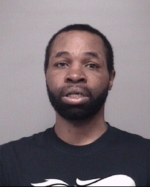 Mugshot of RICKY JAMES JR TRAYLOR