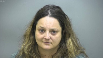 Mugshot of LINDSAY ROSE POSPISIL