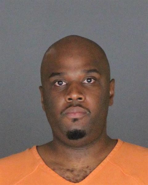 Mugshot of SHAQUAN DEE LOUDEN