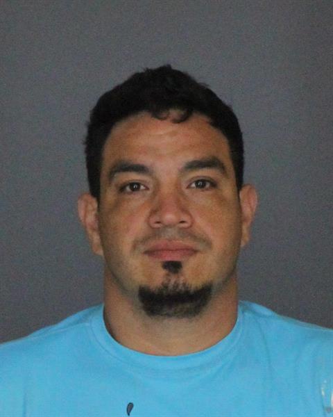 Mugshot of ROBERTO CARLO NMN ROSALES