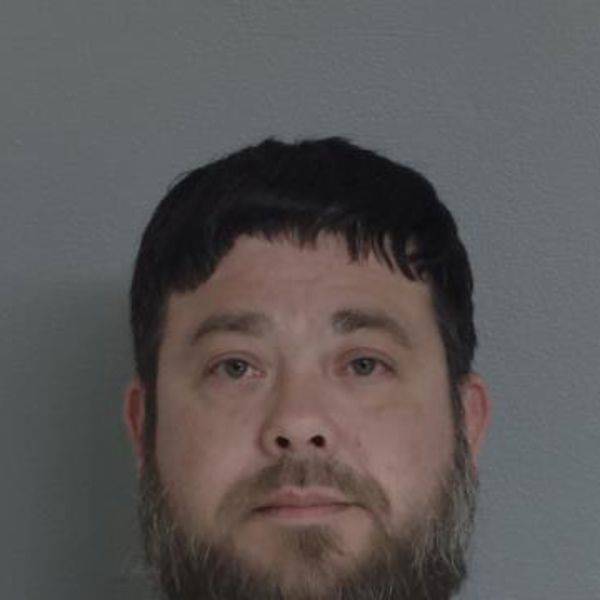 Mugshot of JONATHON WAYNE LOVE