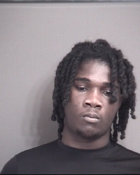 Mugshot of DAMONTE` BERNARD JONES