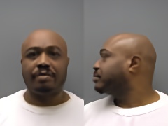 Mugshot of ANTONIO LAMONT HOLT