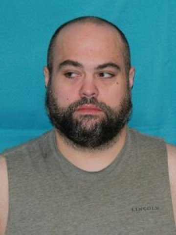 Mugshot of JONATHAN LOUCKS