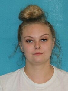 Mugshot of SAYLOR HUDDLESTON