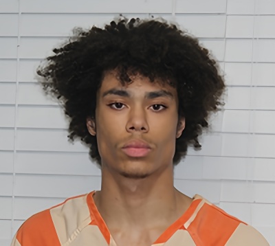Mugshot of AVEN GUAJARDO