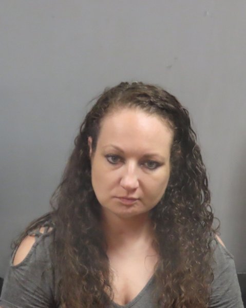 Mugshot of LAUREN KENUAM