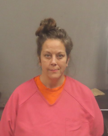 Mugshot of KARRIE DENISE DELLINGER