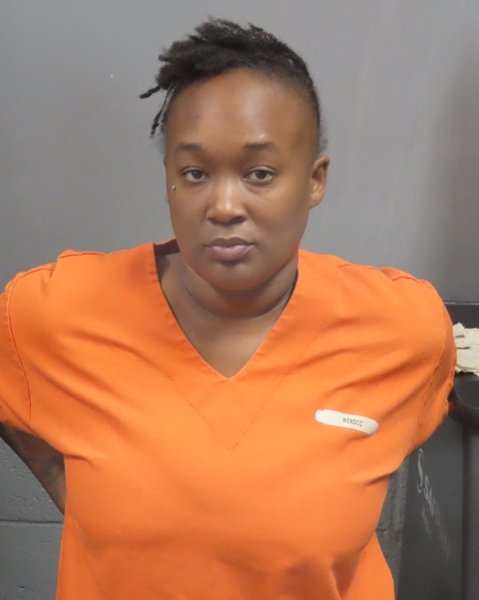 Mugshot of SHAMYIA M SEAY