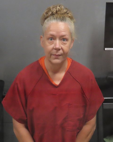 Mugshot of CYNTHIA BOYER