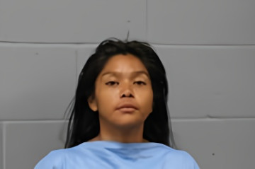 Mugshot of DESHA IONE BEAUTY