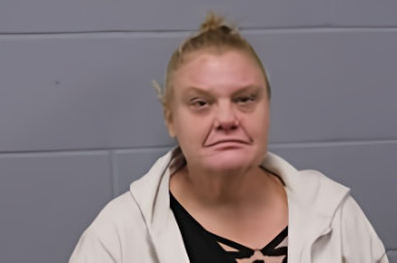 Mugshot of AMANDA JANE TRUJILLO
