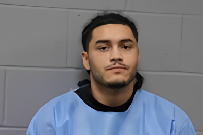 Mugshot of EMALE SEBASTIAN PIZANO