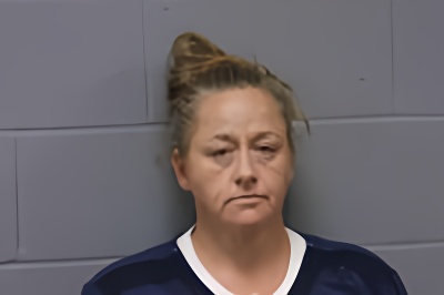 Mugshot of ASHLEY MARIE RUBLE HUNZINGER