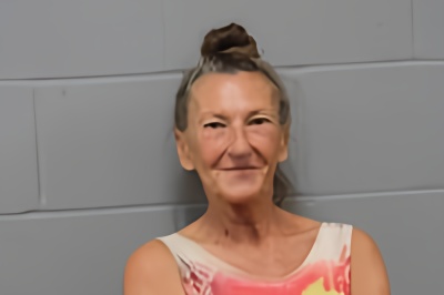 Mugshot of MARY ANN HAMMONTREE