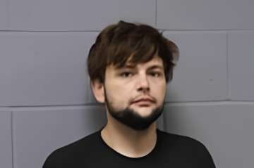 Mugshot of MATTHEW AVERY MOORE