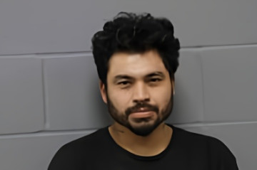 Mugshot of DANIEL NMN LOPEZ