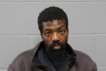 Mugshot of SHANDON DAMAR SMITH