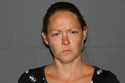 Mugshot of AMANDA HENRY