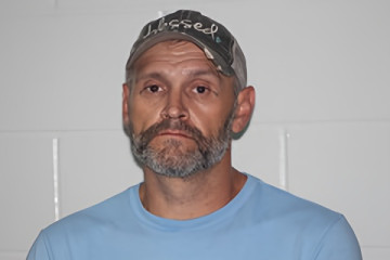 Mugshot of JEFFERY G DAVENPORT