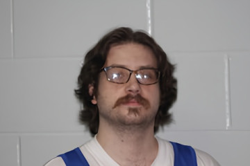 Mugshot of GEORGE R BRUMBAUGH