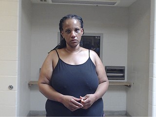 Mugshot of Deann'dra Nichole Dorsey