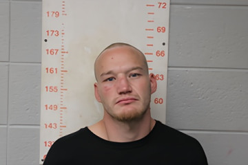 Mugshot of ZACHARY RYAN MANDRELL