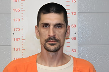 Mugshot of RUSSELL WADE MEREDITH
