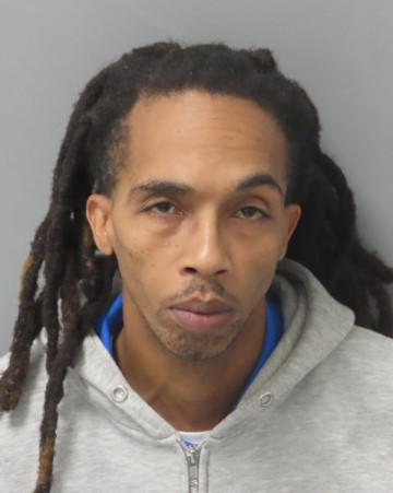 Mugshot of BENNIE J ROBINSON