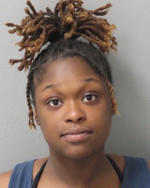 Mugshot of KENNARIA MARKINA DAVIS