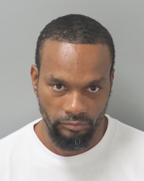 Mugshot of LAZAR HIGGINS