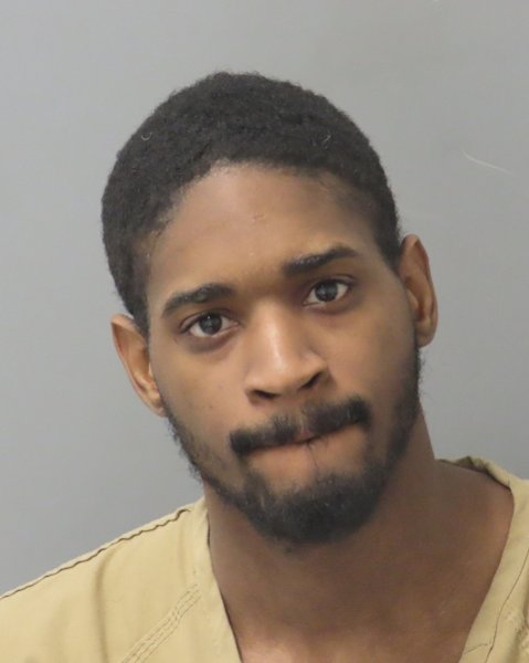 Mugshot of QUINTAVIS TRAVONTE HART