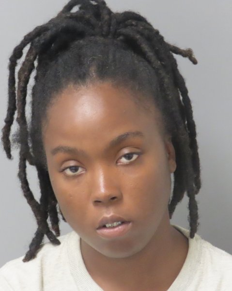 Mugshot of STAAUNNA MACKINTOSH PERKINS