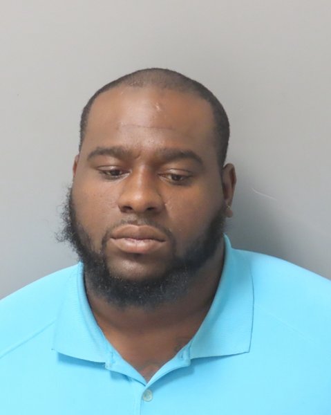 Mugshot of EARL LAWRENCE J WALKER