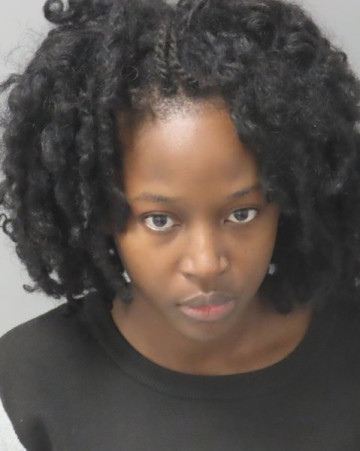Mugshot of DESTINY LEONARD