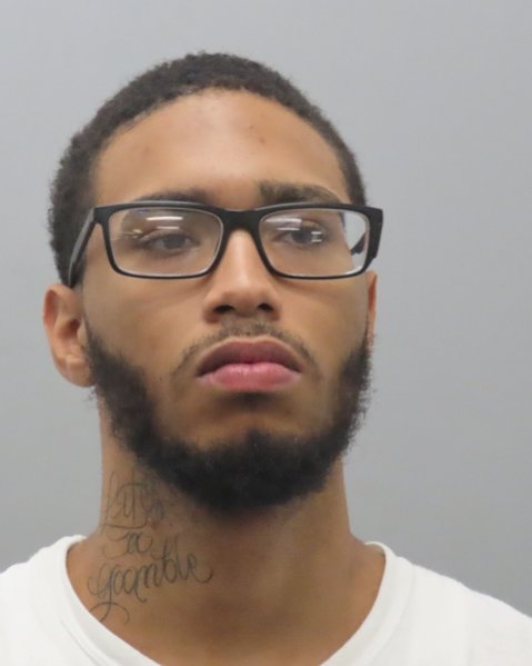 Mugshot of FELIPE TESHAWN TRINIDAD