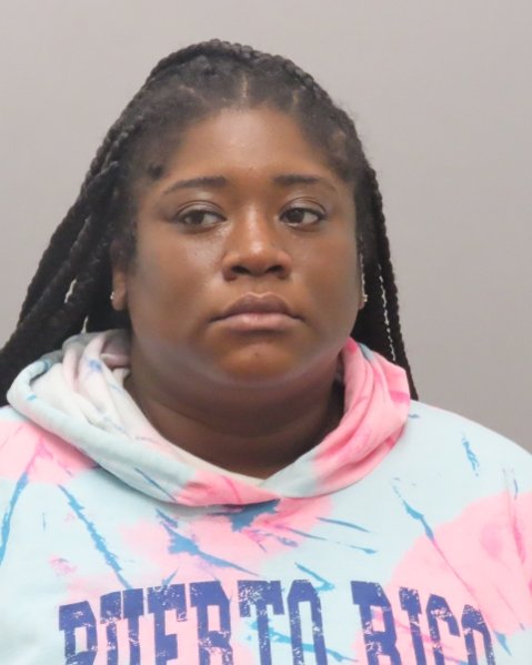 Mugshot of AIENNE BENTON