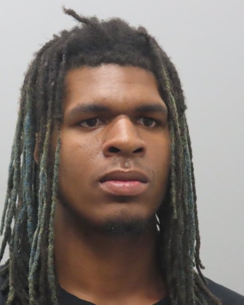 Mugshot of MARVELLE ISAIAH MYER