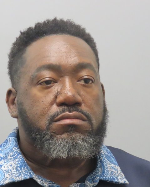 Mugshot of DERWOOD DEWAYNE SAVAGE