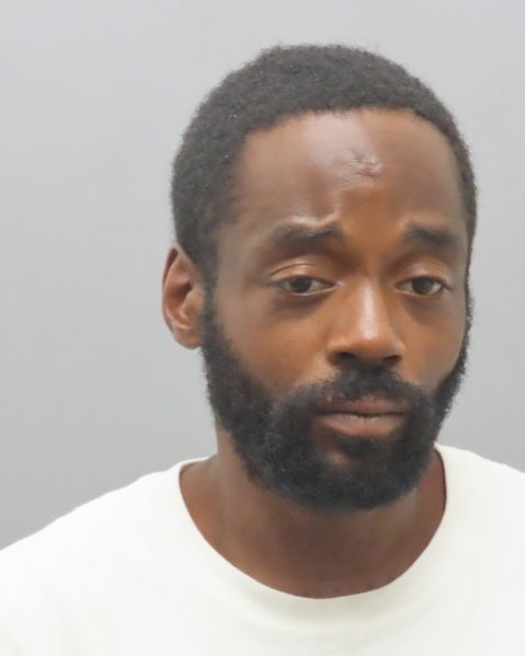 Mugshot of DOMONIQUE V MORELAND